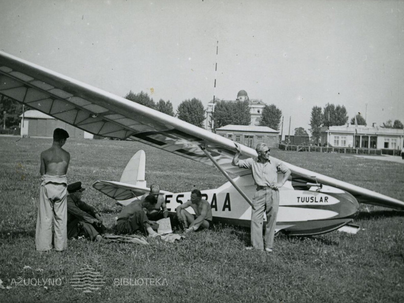 Estų sklandytojai Aleksoto aerodrome. 1939 m. rugpjūčio mėn.