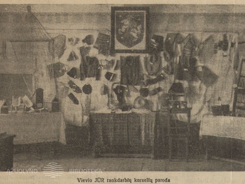 Vievio rankdarbių kurselių paroda. Jaunasis ūkininkas.-1934, nr. 1, p. 6.