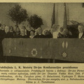 Jubiliejinės LKMD konferencijos stalai, užtiesti tradicine tekstile. Moteris.-1938, nr. 6, p. 82.