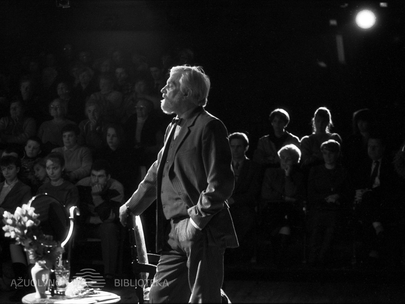 KAUNO AKADEMINIS DRAMOS TEATRAS