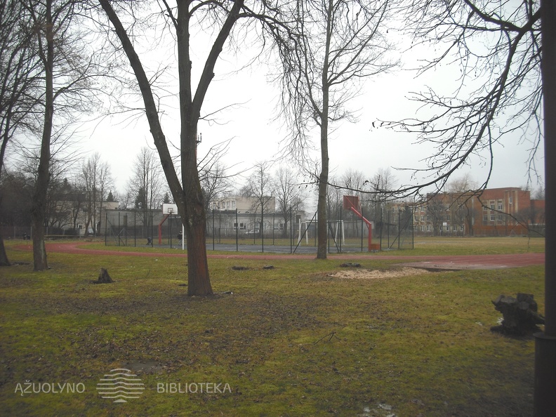 J. Dobkevičiaus vid. mokyklos stadionas