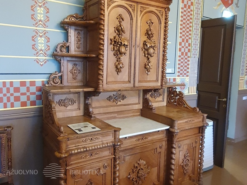 Didžiosios svetainės indauja