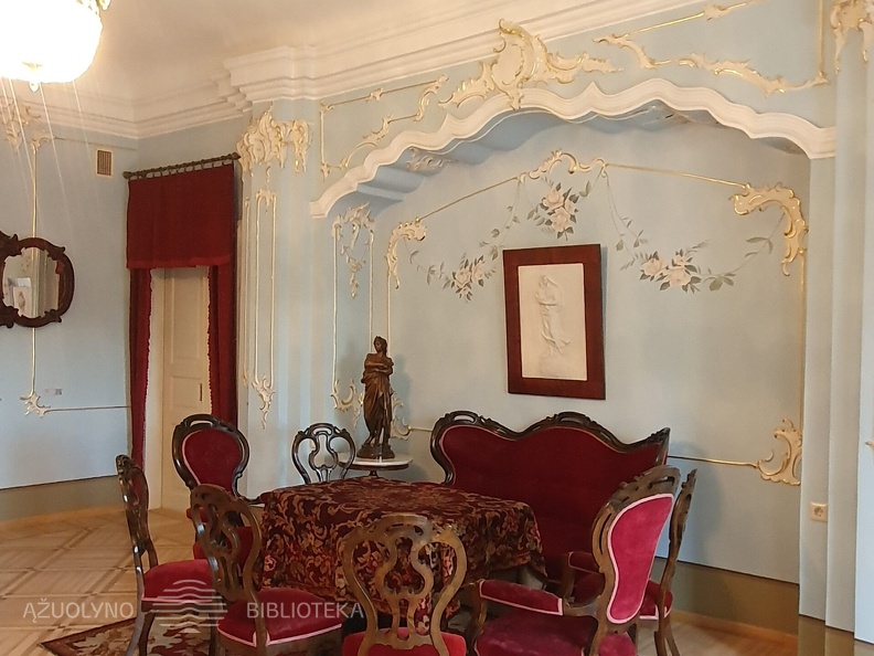 Mažosios svetainės fragmentas