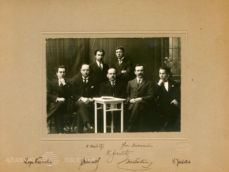 Laikraščio „Lietuva“ redakcijos darbuotojai ir bendradarbiai