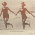 „Pirmosios pajūrio undinės“. Sekmadienis, 1936, nr. 24, p. 2.