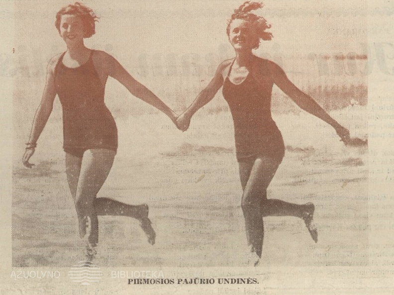 „Pirmosios pajūrio undinės“. Sekmadienis, 1936, nr. 24, p. 2.