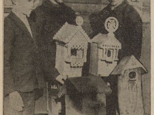 Išradingi inkilų drožėjai. Jaunasis ūkininkas.-1933, nr. 13, p. 50.