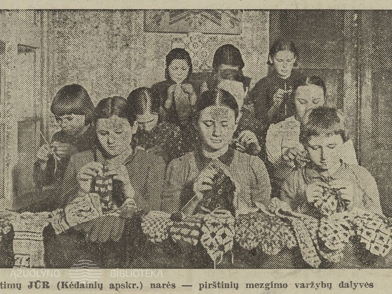JŪR narių pirštinių mezgimo varžybos. Jaunasis ūkininkas.-1940, nr. 4, p. 51.